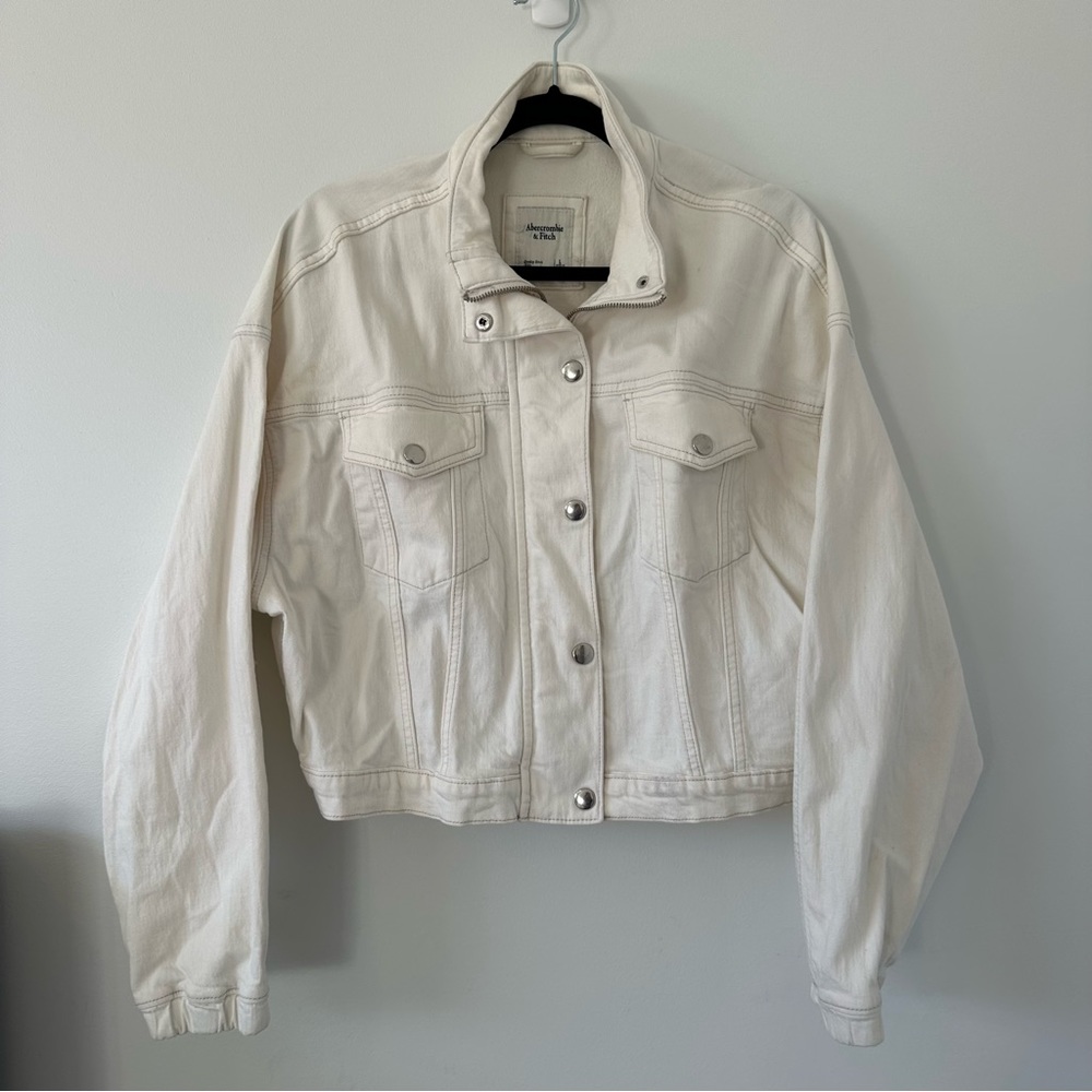 Abercrombie & Fitch Drapey Mockneck Denim Jacket Button Up & Zipper Size L
